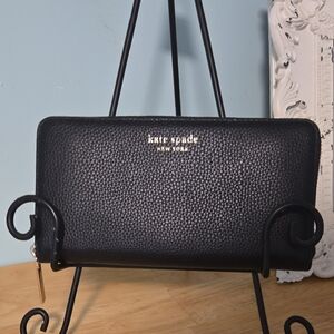 Kate Spade Large Wallet 8x4 EUC Black Leather.      (#83)